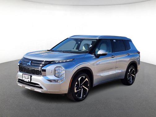 2025 Mitsubishi Outlander PHEV SEL