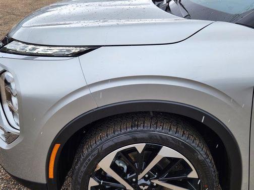 2025 Mitsubishi Outlander PHEV SE S-AWC