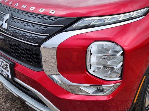 2025 Mitsubishi Outlander PHEV SE S-AWC