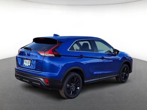 Lightning Blue Metallic 2026 Mitsubishi Eclipse Cross LE