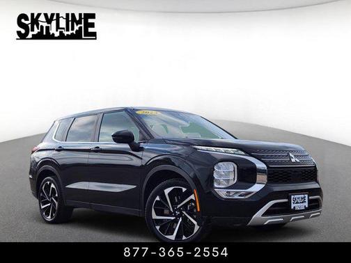 2024 Mitsubishi Outlander SE