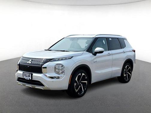 2025 Mitsubishi Outlander PHEV SEL