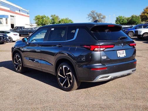 2025 Mitsubishi Outlander PHEV SE S-AWC