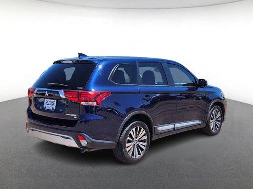 2019 Mitsubishi Outlander SE