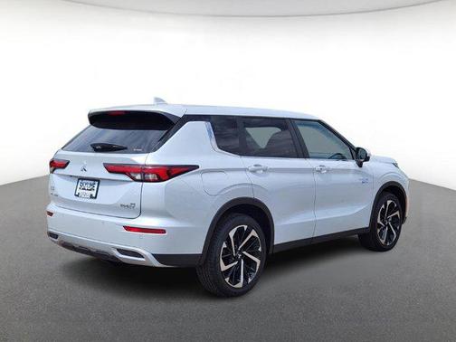 2025 Mitsubishi Outlander PHEV SE S-AWC