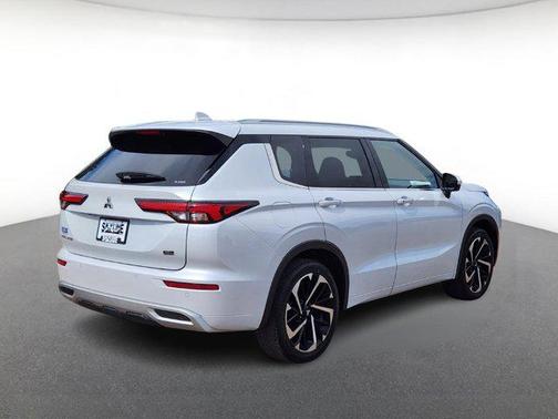 2022 Mitsubishi Outlander SEL Special Edition S-AWC
