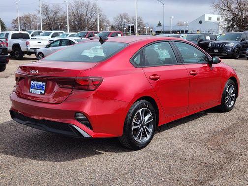 2023 Kia Forte LXS