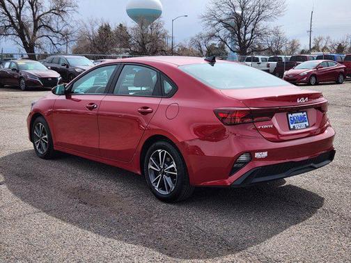 2023 Kia Forte LXS