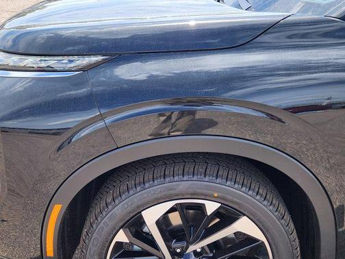2025 Mitsubishi Outlander PHEV SEL