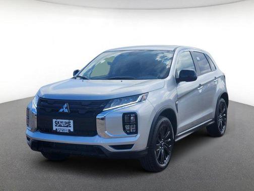 Alloy Silver Metallic 2026 Mitsubishi Outlander Sport 2.0 LE