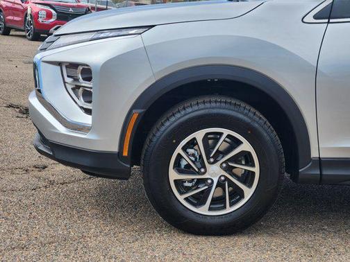 Alloy Silver Metallic 2026 Mitsubishi Eclipse Cross ES