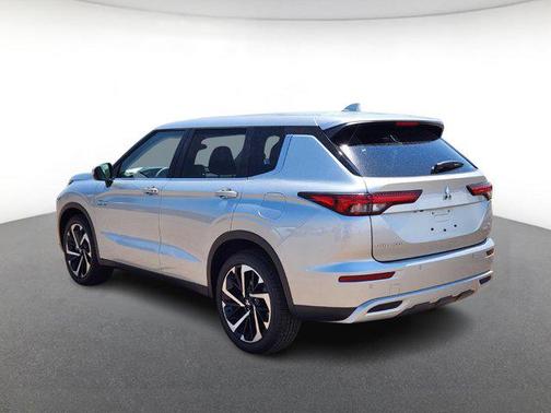 2025 Mitsubishi Outlander PHEV SE S-AWC