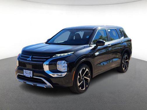 2025 Mitsubishi Outlander PHEV SE S-AWC