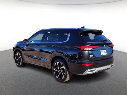 2025 Mitsubishi Outlander PHEV SEL