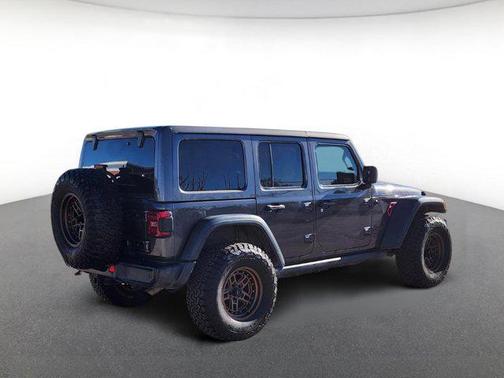 Granite Crystal Metallic Clearcoat 2020 Jeep Wrangler Unlimited Rubicon