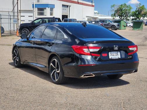 Crystal Black Pearl 2022 Honda Accord Sport 1.5T