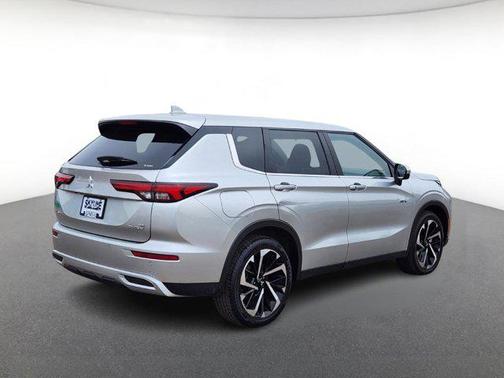 2023 Mitsubishi Outlander PHEV SE S-AWC