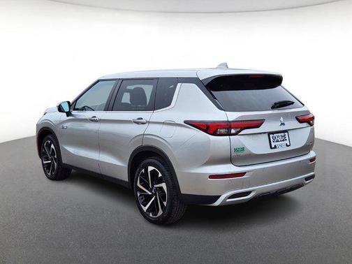 2023 Mitsubishi Outlander PHEV SE S-AWC