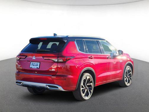 2025 Mitsubishi Outlander PHEV SEL