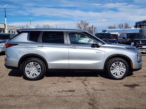 2025 Mitsubishi Outlander PHEV ES S-AWC