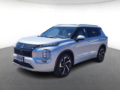2025 Mitsubishi Outlander PHEV SEL