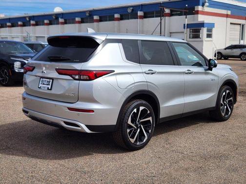 2025 Mitsubishi Outlander PHEV SE S-AWC