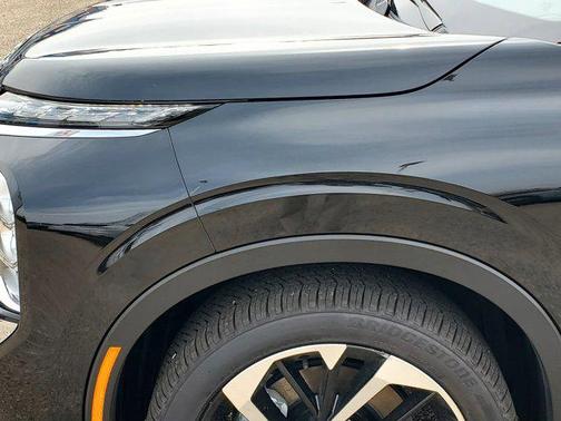 2025 Mitsubishi Outlander PHEV SEL