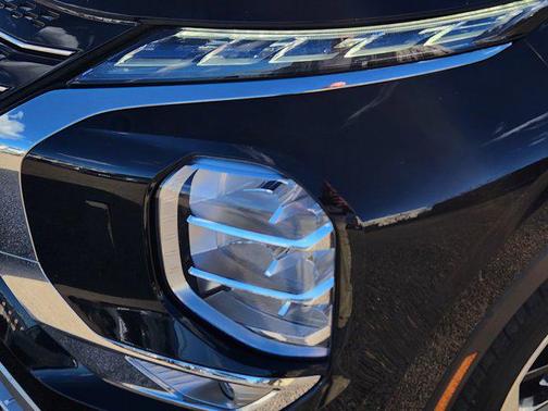 2023 Mitsubishi Outlander PHEV SE S-AWC