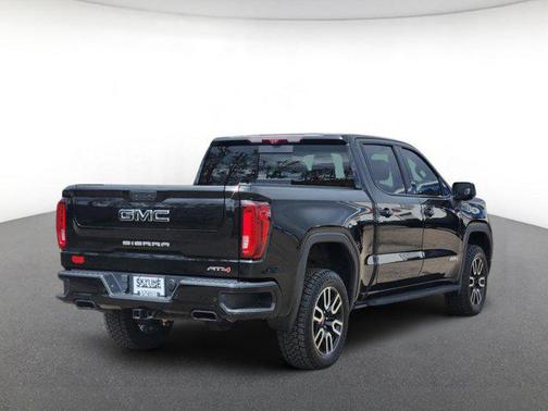 Onyx Black 2021 GMC Sierra 1500 AT4