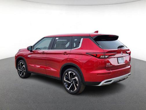 2025 Mitsubishi Outlander PHEV SE S-AWC