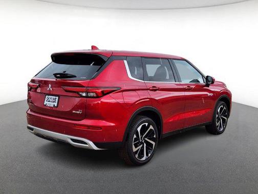 2025 Mitsubishi Outlander PHEV SE S-AWC
