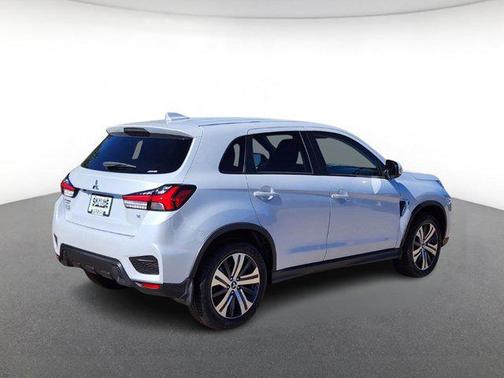 2025 Mitsubishi Outlander Sport SE