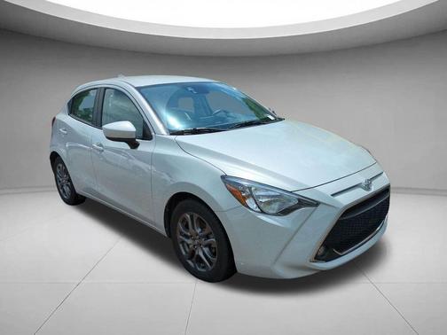 Icicle 2020 Toyota Yaris Sedan LE