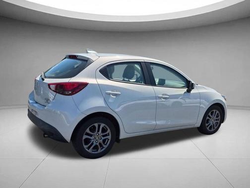 Icicle 2020 Toyota Yaris Sedan LE