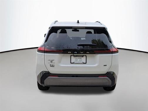 Ice Cap 2026 Toyota RAV4 SE