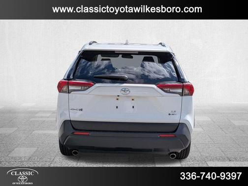 2025 Toyota RAV4 Hybrid LE