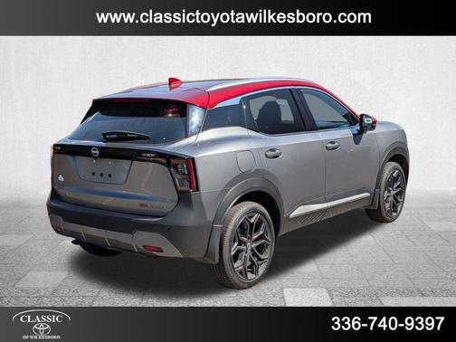 2025 Nissan Kicks SR