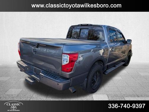 2019 Nissan Titan SV