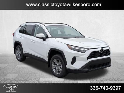 2025 Toyota RAV4 Hybrid XLE