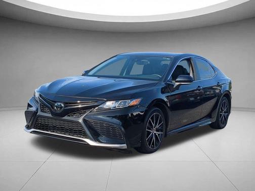 Midnight Black Metallic 2024 Toyota Camry SE