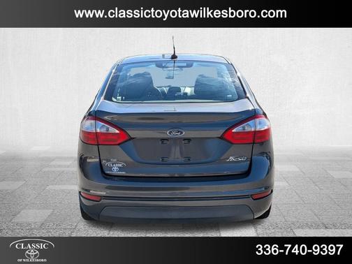 2015 Ford Fiesta SE