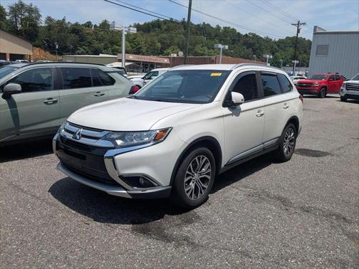 2018 Mitsubishi Outlander SEL