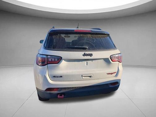 White Clearcoat 2019 Jeep Compass Trailhawk