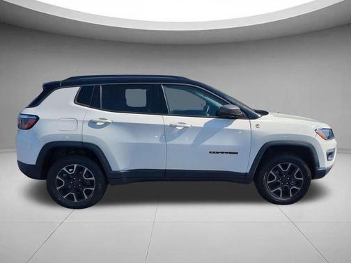 White Clearcoat 2019 Jeep Compass Trailhawk