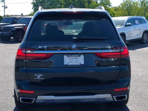 Black Sapphire Metallic 2019 BMW X7 xDrive40i
