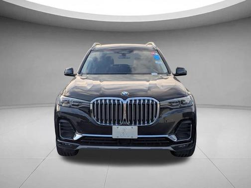 Black Sapphire Metallic 2019 BMW X7 xDrive40i