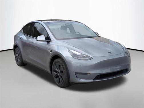 2024 Tesla Model Y Long Range Dual Motor All-Wheel Drive