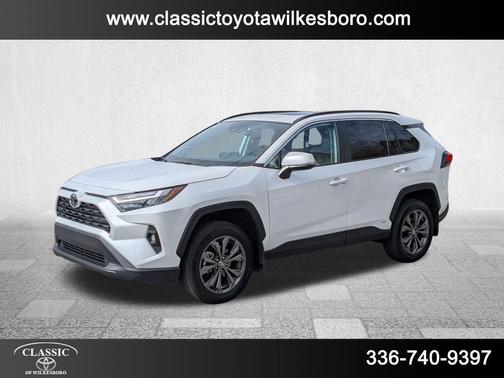 2025 Toyota RAV4 Hybrid XLE Premium