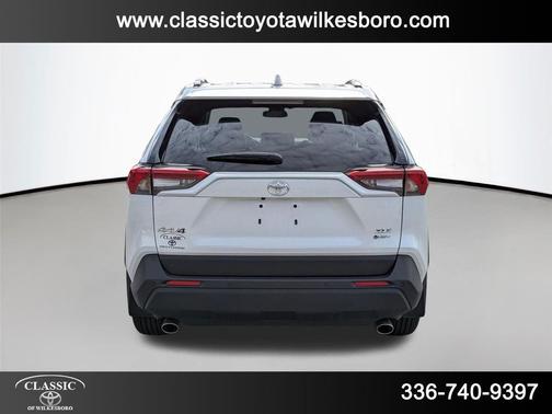 2025 Toyota RAV4 Hybrid XLE Premium