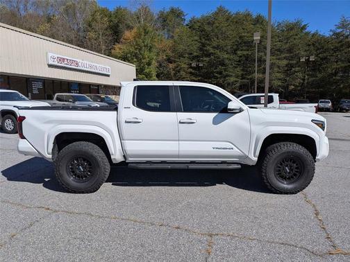 2024 Toyota Tacoma TRD Sport